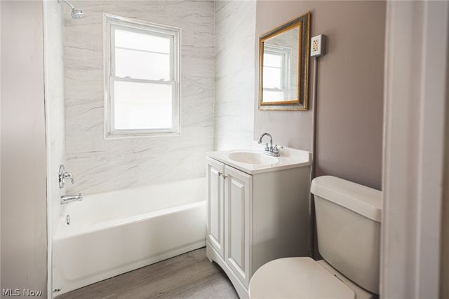 105 Manchester Avenue, Youngstown, OH 44509