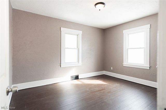 105 Manchester Avenue, Youngstown, OH 44509