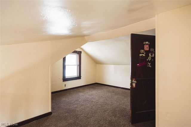 105 Manchester Avenue, Youngstown, OH 44509