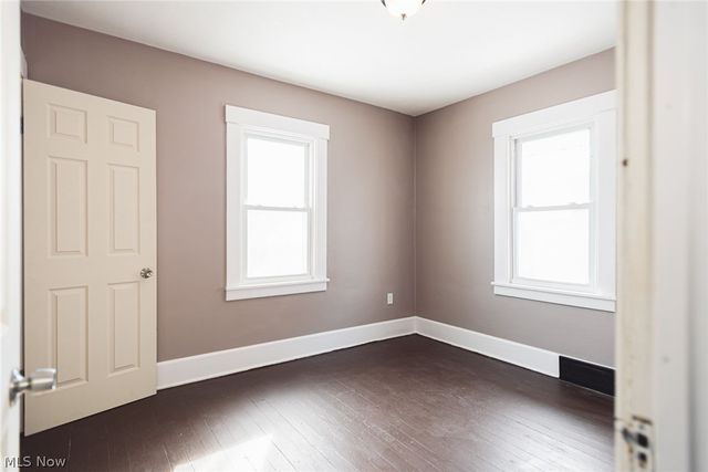 105 Manchester Avenue, Youngstown, OH 44509