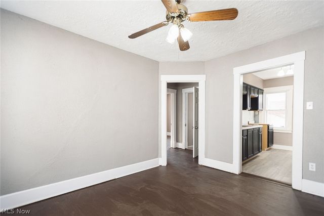 105 Manchester Avenue, Youngstown, OH 44509