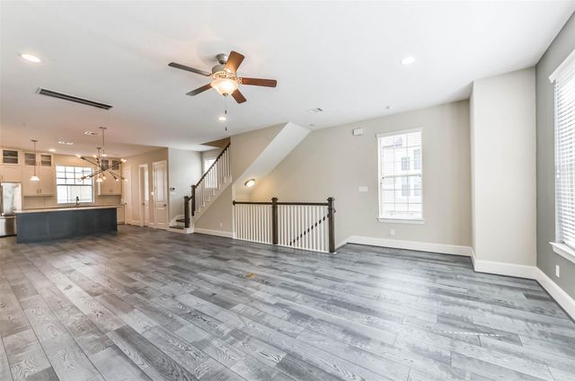 11002 Ayrshire Park Lane, Houston, TX 77043