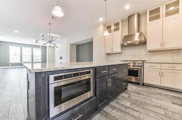 11002 Ayrshire Park Lane, Houston, TX 77043