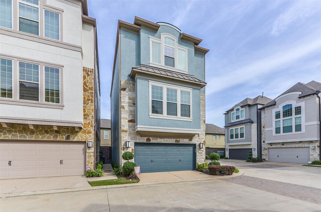 11002 Ayrshire Park Lane, Houston, TX 77043