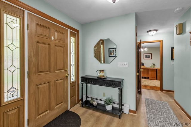 5225 Brookfield Lane, Clarence, NY 14031