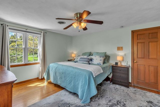 5225 Brookfield Lane, Clarence, NY 14031