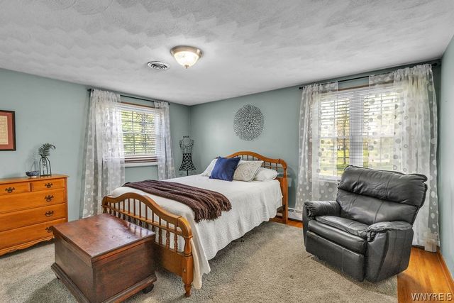 5225 Brookfield Lane, Clarence, NY 14031