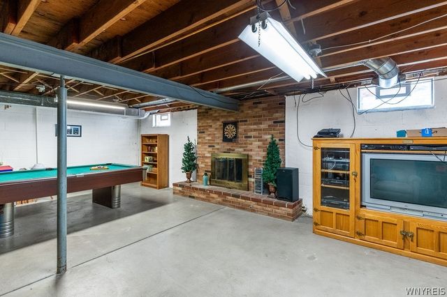 5225 Brookfield Lane, Clarence, NY 14031
