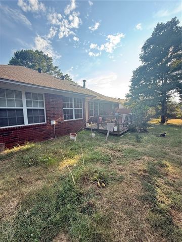 1022 E Norristown Circle, Russellville, AR 72802