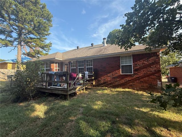 1022 E Norristown Circle, Russellville, AR 72802