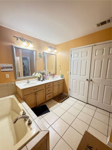 1022 E Norristown Circle, Russellville, AR 72802