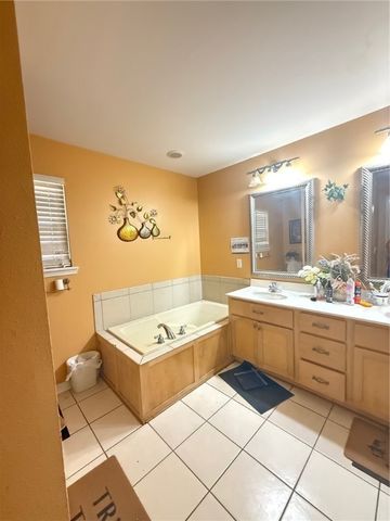 1022 E Norristown Circle, Russellville, AR 72802