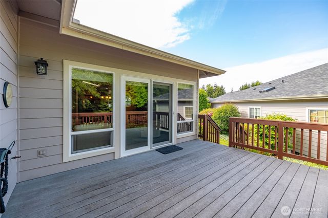 1813 Cedar Springs Lane, Anacortes, WA 98221