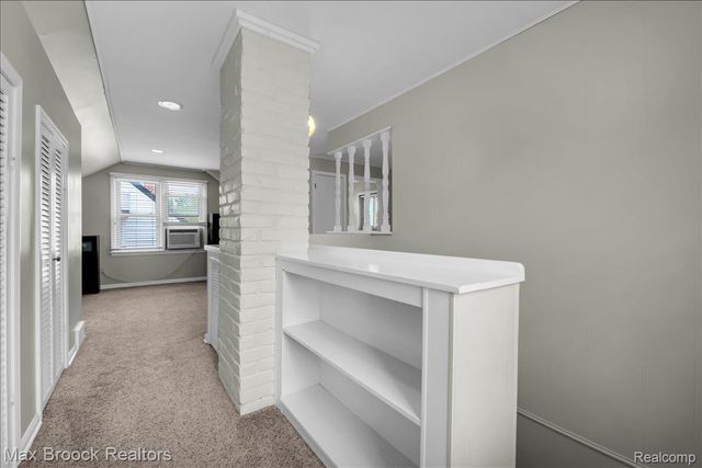 208 Girard Avenue, Royal Oak, MI 48073