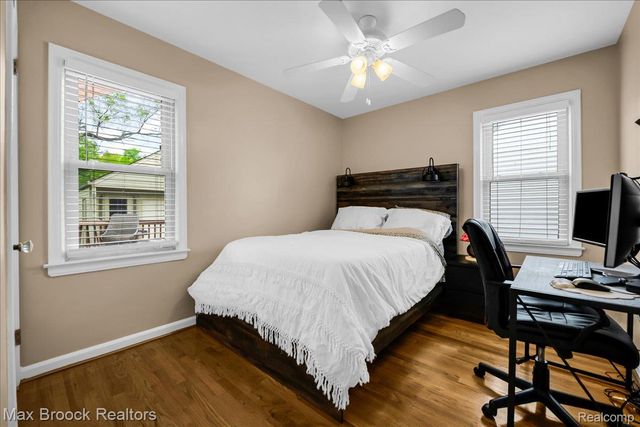 208 Girard Avenue, Royal Oak, MI 48073
