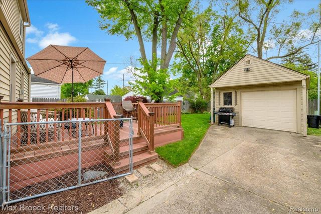 208 Girard Avenue, Royal Oak, MI 48073