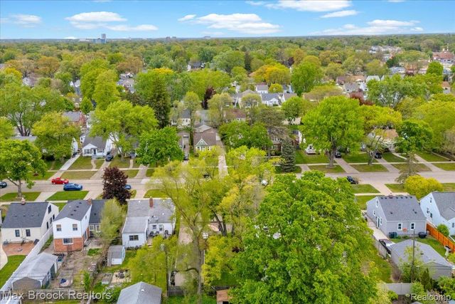 208 Girard Avenue, Royal Oak, MI 48073