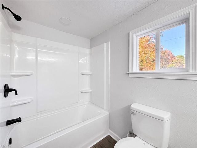 1612 Melrose PW, Norfolk, VA 23508