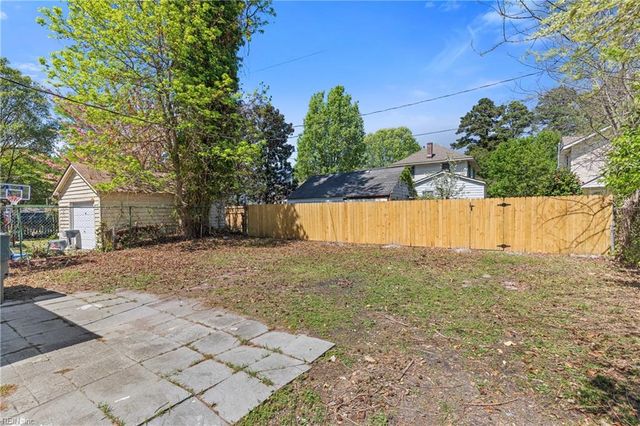 1612 Melrose PW, Norfolk, VA 23508