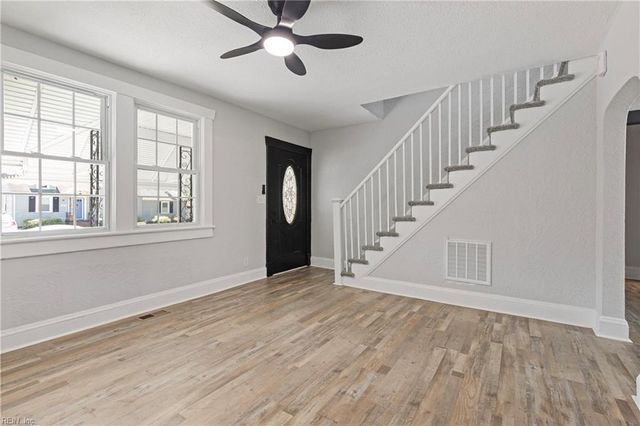 1612 Melrose PW, Norfolk, VA 23508