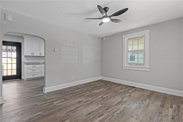 1612 Melrose PW, Norfolk, VA 23508