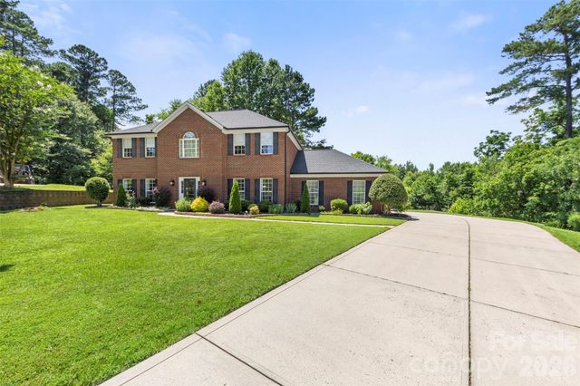 5302 Fairgrove Lane, Harrisburg, NC 28075