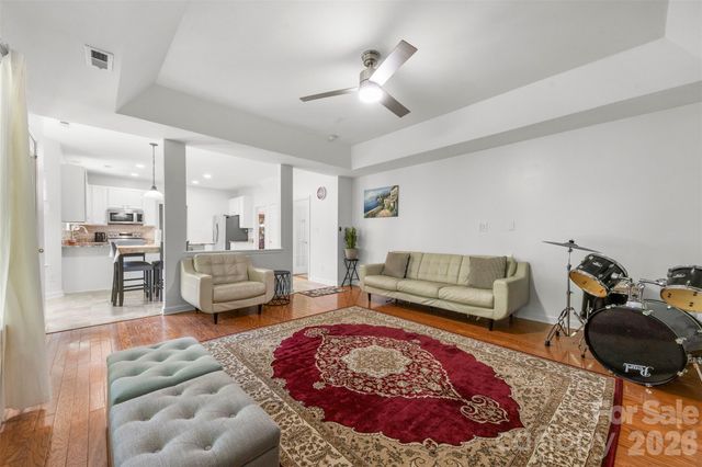 5302 Fairgrove Lane, Harrisburg, NC 28075