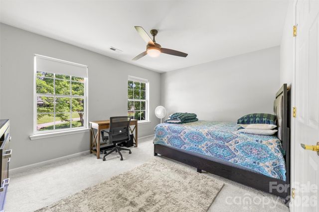 5302 Fairgrove Lane, Harrisburg, NC 28075