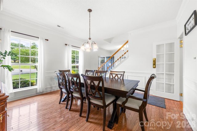 5302 Fairgrove Lane, Harrisburg, NC 28075