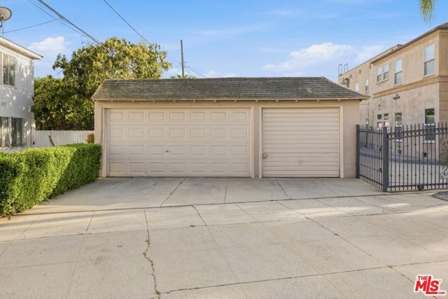 1202 S Cochran Avenue, Los Angeles, CA 90019