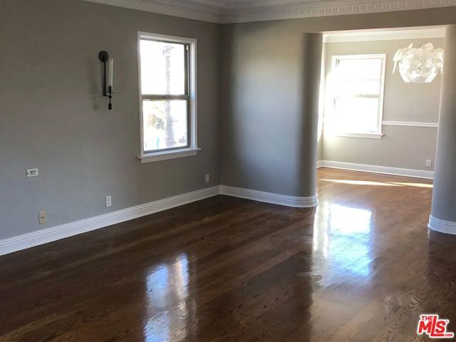 1202 S Cochran Avenue, Los Angeles, CA 90019