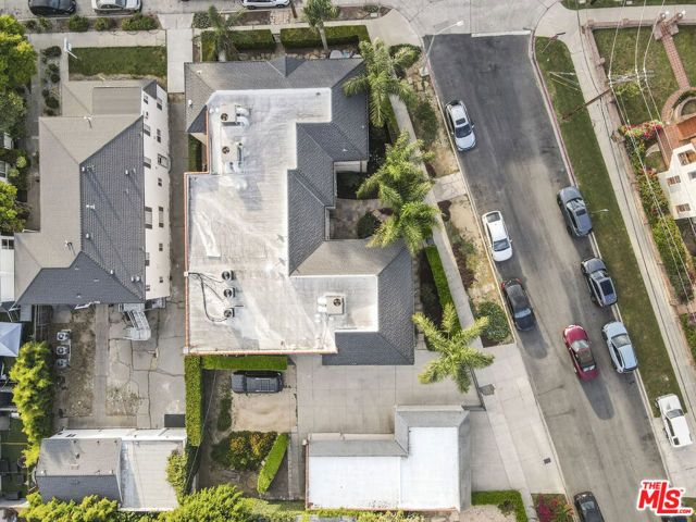 1202 S Cochran Avenue, Los Angeles, CA 90019