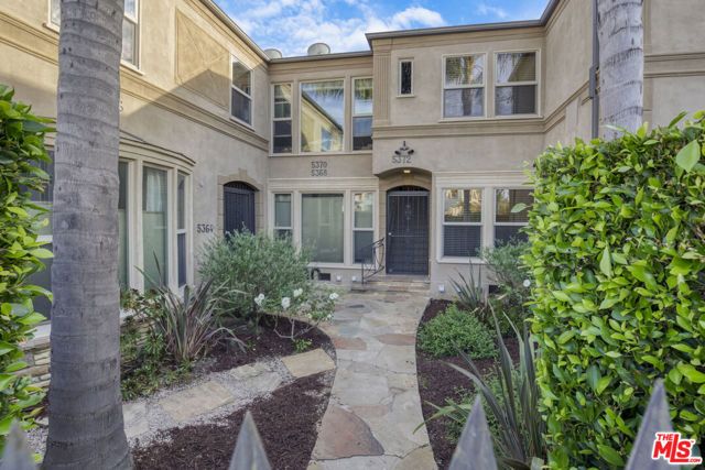 1202 S Cochran Avenue, Los Angeles, CA 90019