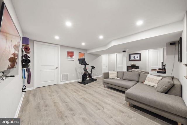 161 ROLLING RD, Bala Cynwyd, PA 19004