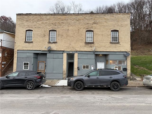 621 Bessemer Ave, Twp Of But Sw, PA 16045