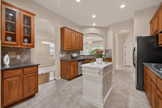 2508 Moray LN, Cedar Park, TX 78613