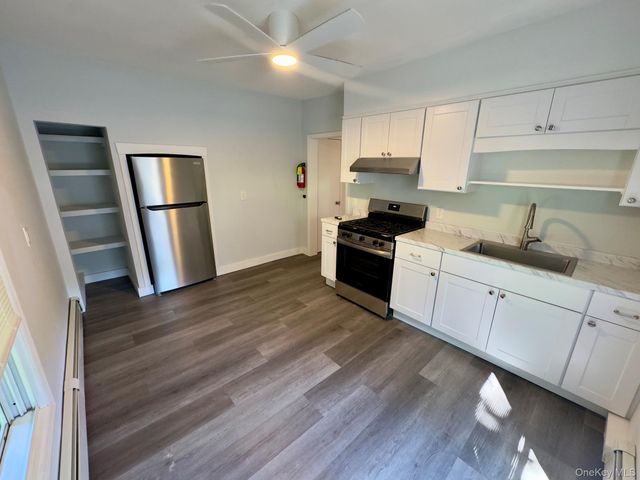 130 Mahopac Avenue 4, Granite Springs, NY 10527