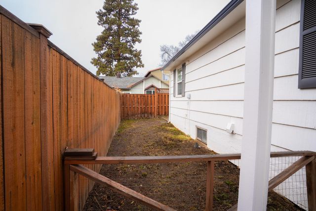 1527 NW 10th Street, Bend, OR 97703