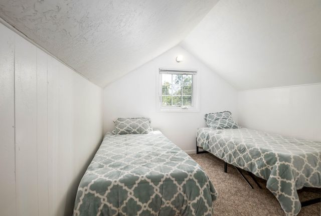 1527 NW 10th Street, Bend, OR 97703