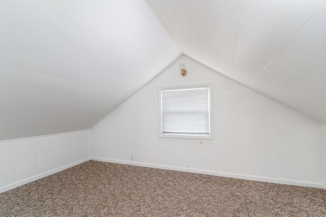 1527 NW 10th Street, Bend, OR 97703