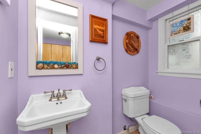 64 Bankside Drive, Centerport, NY 11721