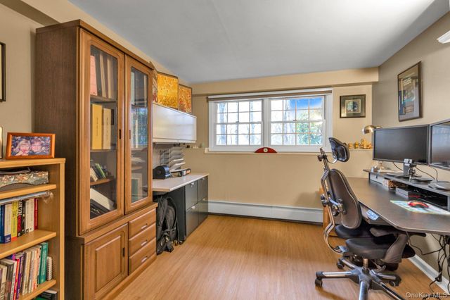 64 Bankside Drive, Centerport, NY 11721