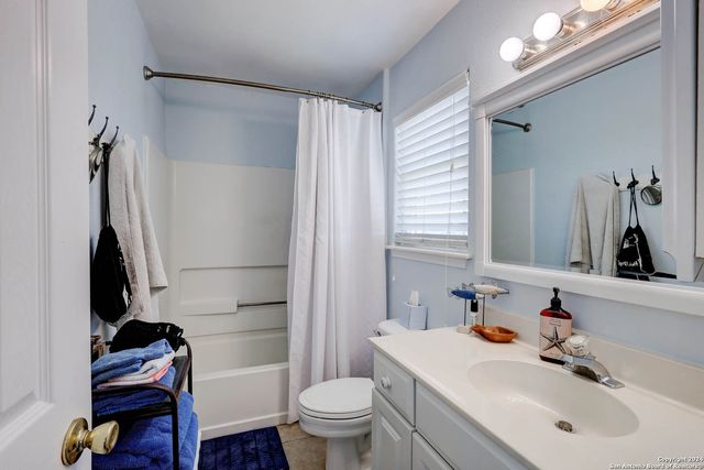 4041 laguna shores, Corpus Christi, TX 78418