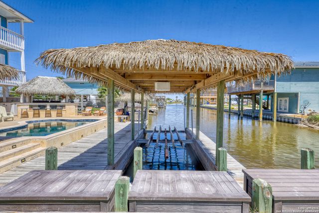 4041 laguna shores, Corpus Christi, TX 78418