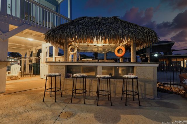 4041 laguna shores, Corpus Christi, TX 78418