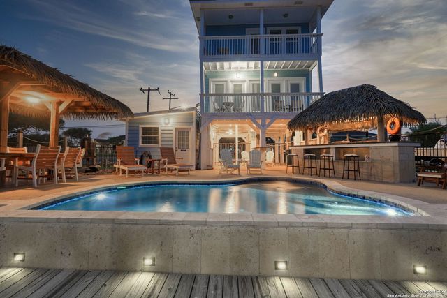 4041 laguna shores, Corpus Christi, TX 78418