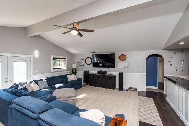 6837 Hazel Ave, Orangevale, CA 95662