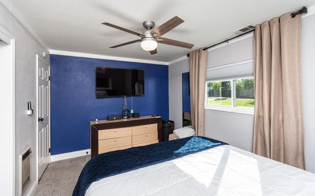 6837 Hazel Ave, Orangevale, CA 95662