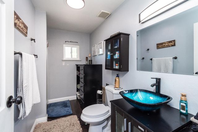 6837 Hazel Ave, Orangevale, CA 95662