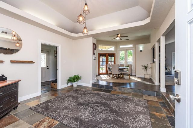 6837 Hazel Ave, Orangevale, CA 95662